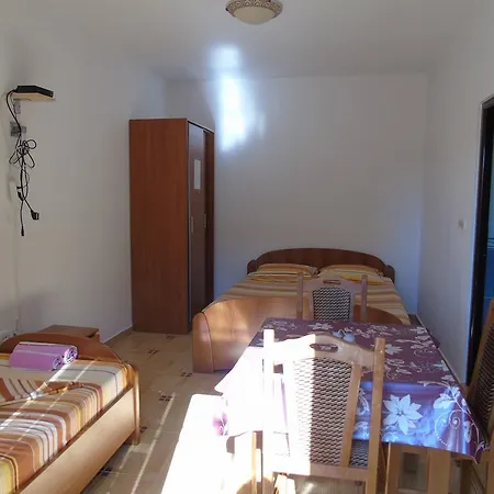 Vila Jasmina شقة *