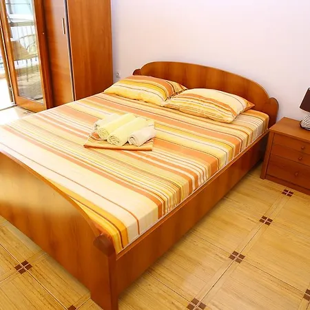 Vila Jasmina شقة بودغوريتْسا