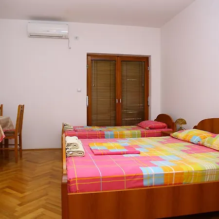 Vila Jasmina * Podgorica